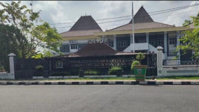 Pembahasan APBD 2025 di DPRD OKU Sempat Ricuh, Namun Tetap Berlangsung